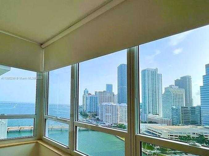 Small Image of 801 BRICKELL KEY BLVD #1901, Miami Number 4
