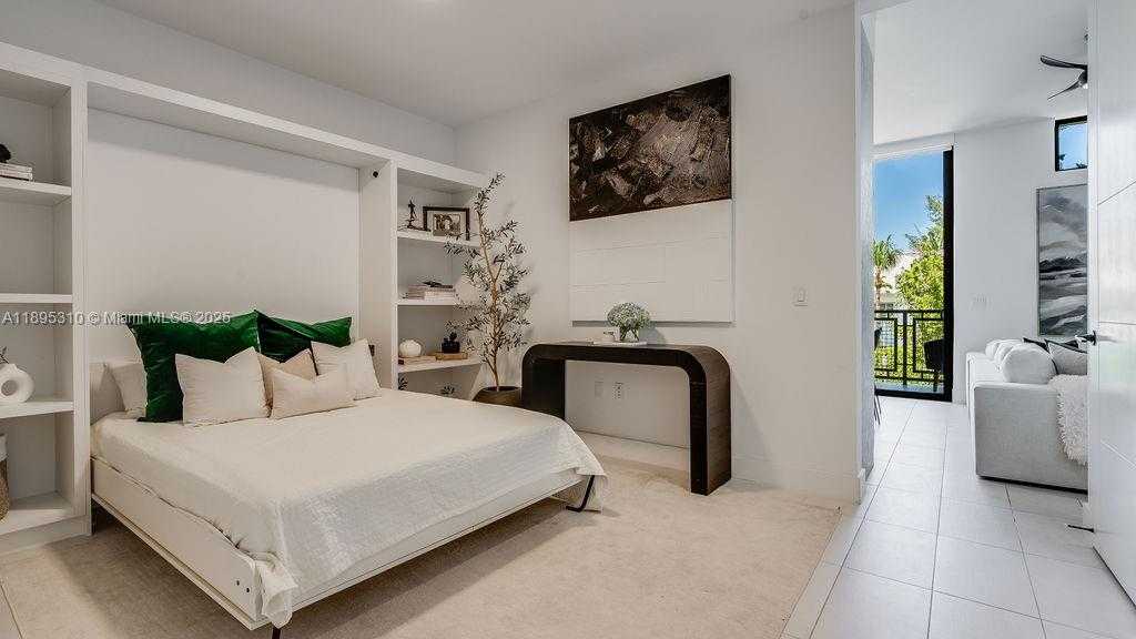 Small Image of 1030 15TH ST #201, Miami Beach Number 21