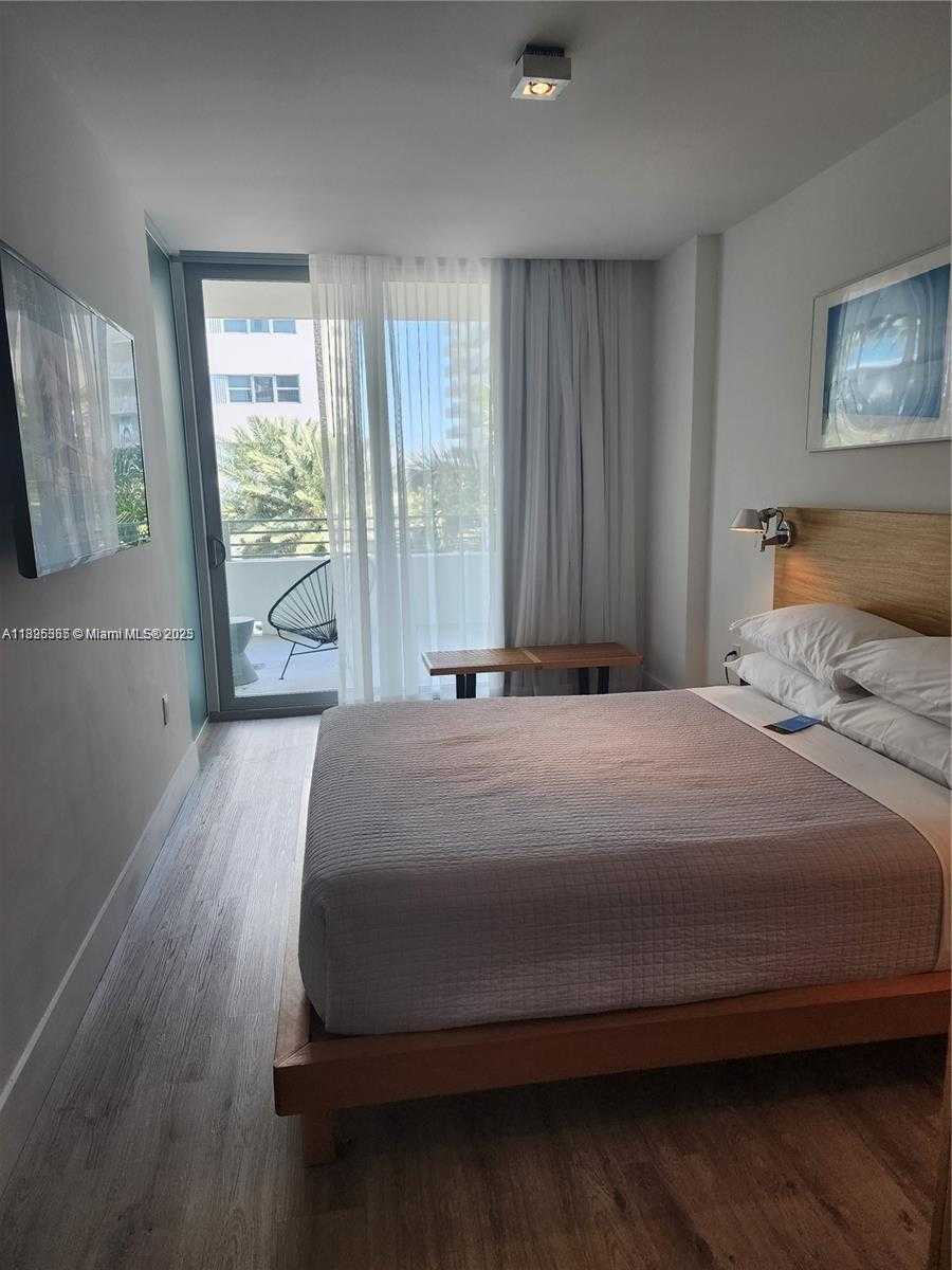 Small Image of 6080 COLLINS AVE #304, Miami Beach Number 19