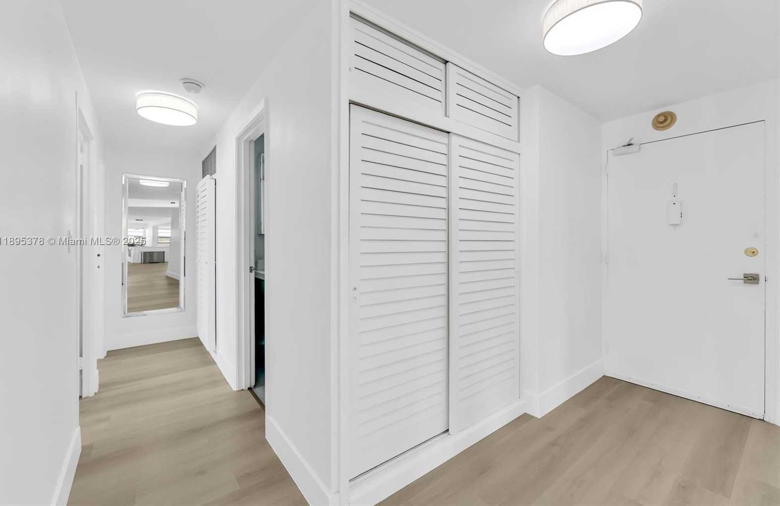 Small Image of 1408 BRICKELL BAY DR #518, Miami Number 9