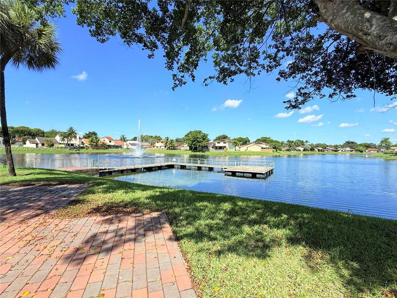 Small Image of 17254 NORTH WEST 60TH CT, Hialeah Number 33