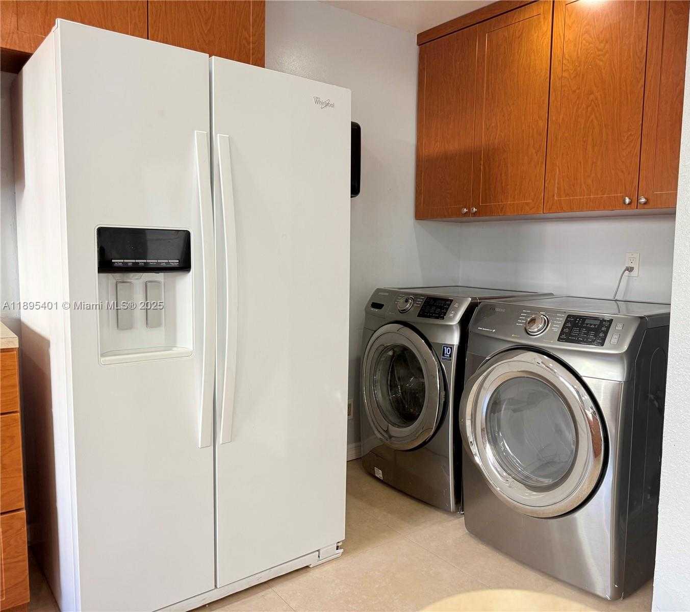 Small Image of 17254 NORTH WEST 60TH CT, Hialeah Number 5