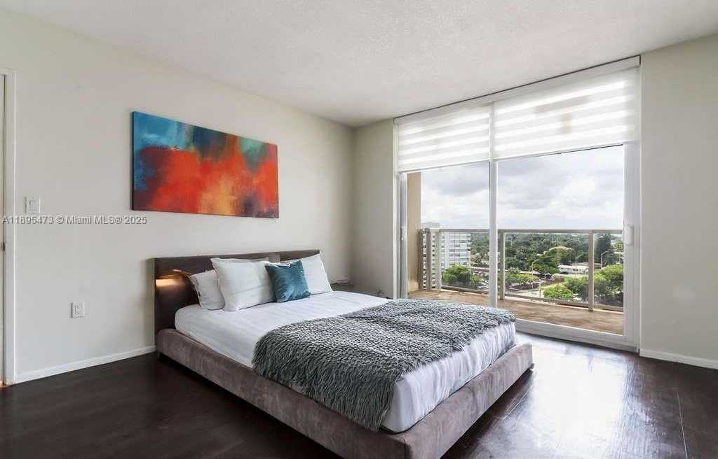 Small Image of 1351 NORTH EAST MIAMI GARDENS DR #1001E, Miami Number 12