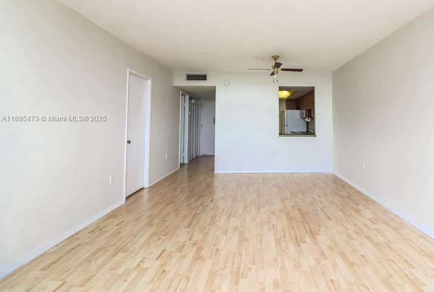 Small Image of 1351 NORTH EAST MIAMI GARDENS DR #1001E, Miami Number 5