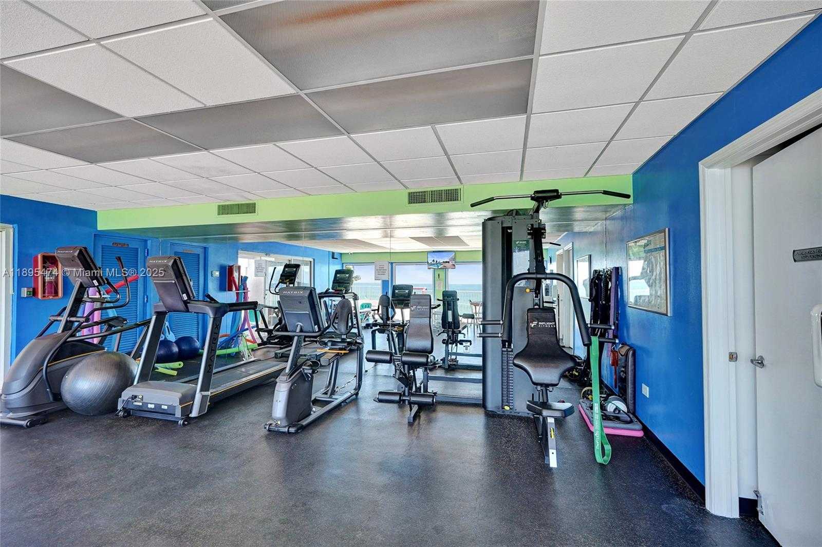 Small Image of 3111 NORTH OCEAN DR #302, Hollywood Number 36