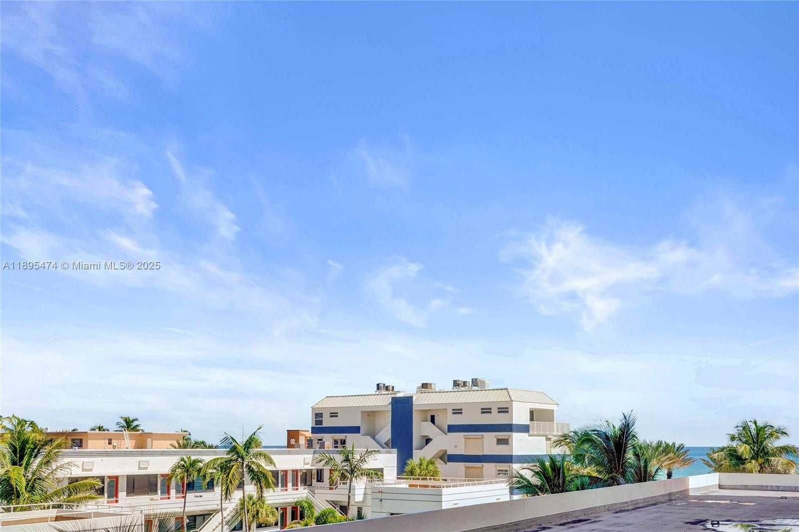 Small Image of 3111 NORTH OCEAN DR #302, Hollywood Number 39