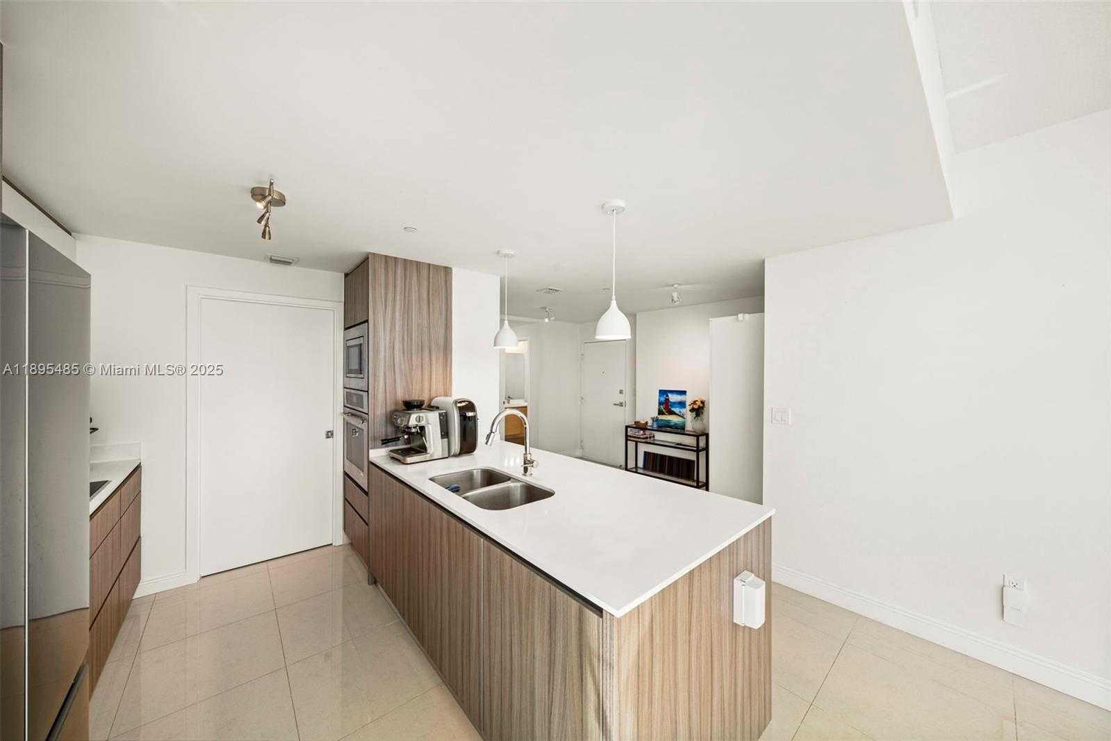 Small Image of 600 NORTH EAST 27TH ST #3105, Miami Number 14