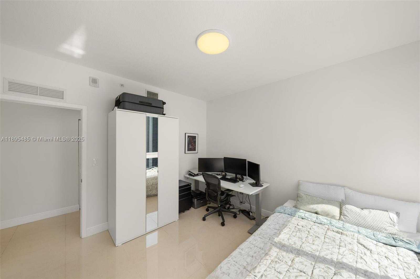 Small Image of 600 NORTH EAST 27TH ST #3105, Miami Number 23