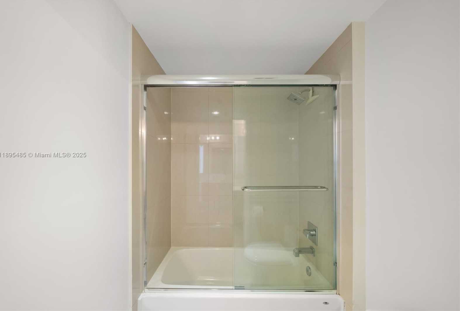 Small Image of 600 NORTH EAST 27TH ST #3105, Miami Number 25