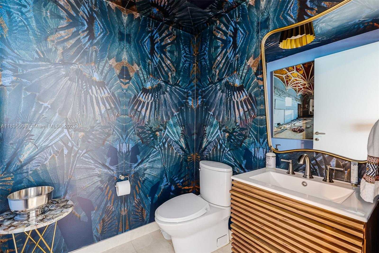 Small Image of 2627 SOUTH BAYSHORE DR #504, Miami Number 24