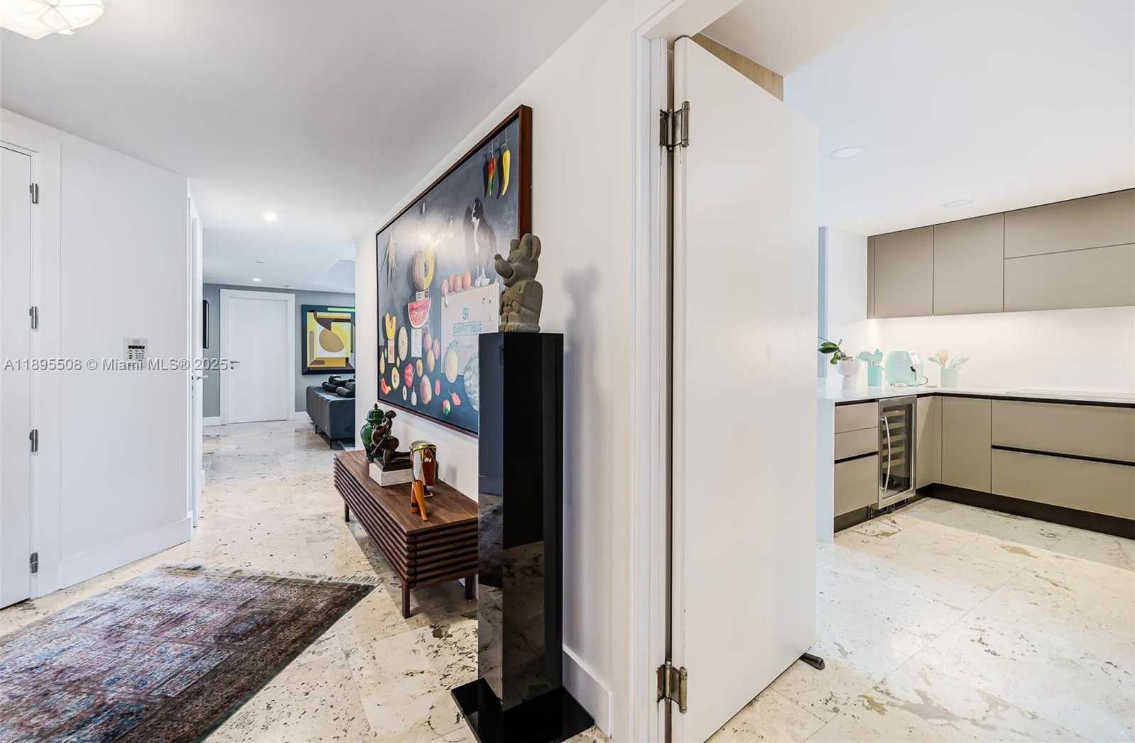 Small Image of 2627 SOUTH BAYSHORE DR #504, Miami Number 7