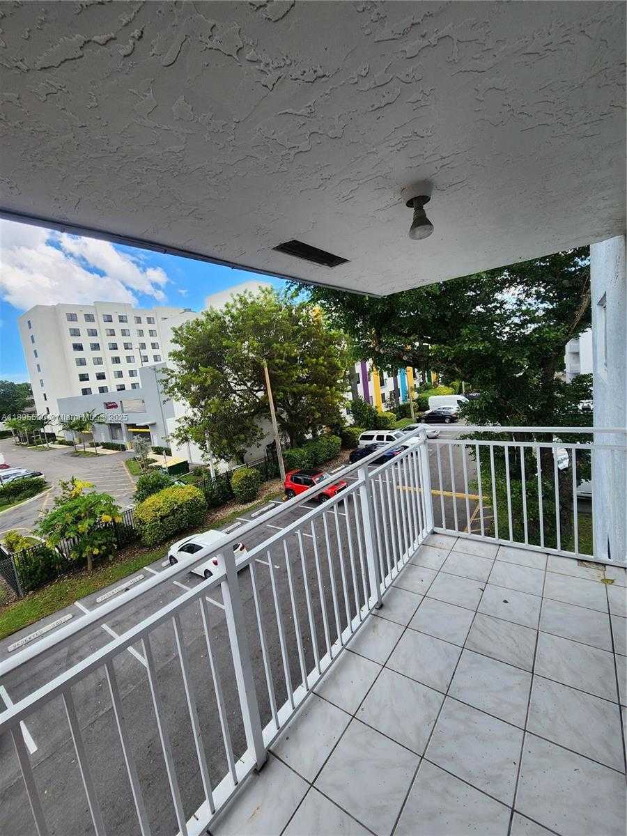 Small Image of 11309 SOUTH WEST 200TH ST #303-C, Miami Number 14