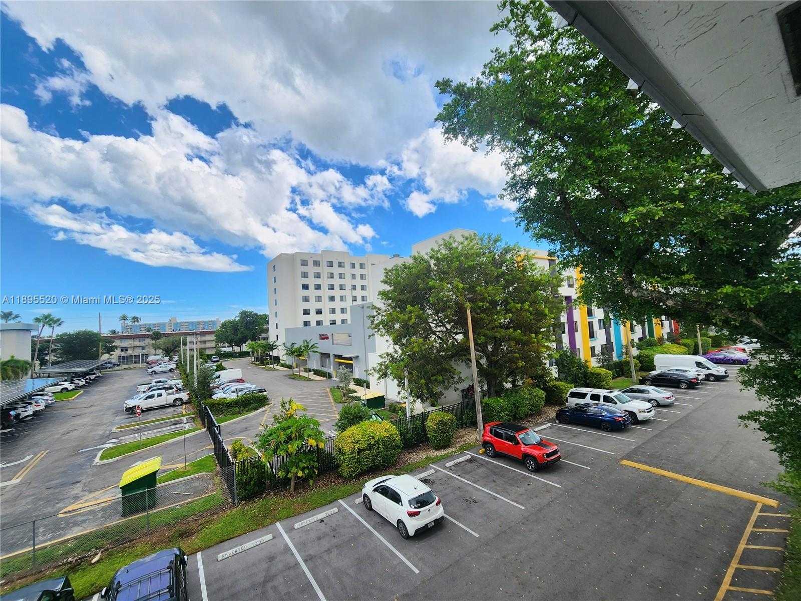 Small Image of 11309 SOUTH WEST 200TH ST #303-C, Miami Number 16