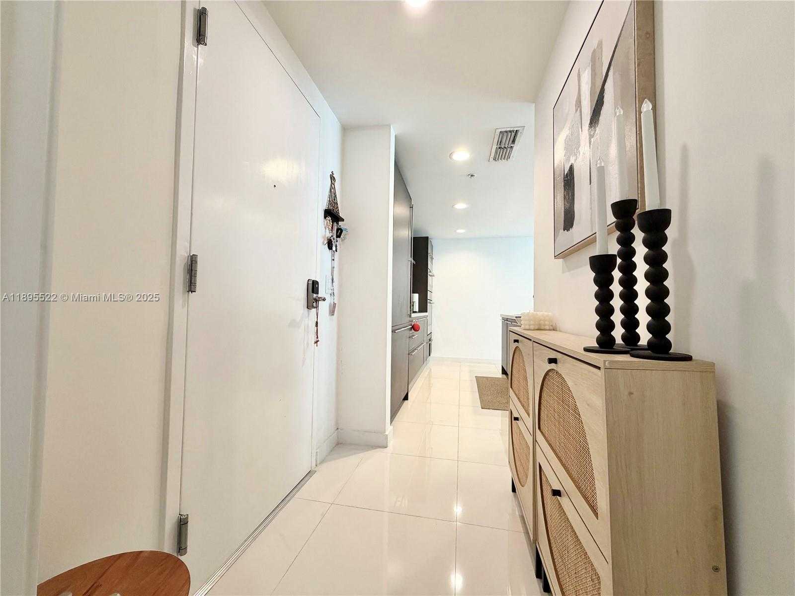 Imagen de Pequeño Objeto