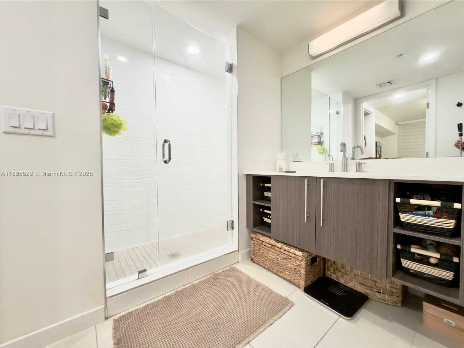 Imagen de Pequeño Objeto