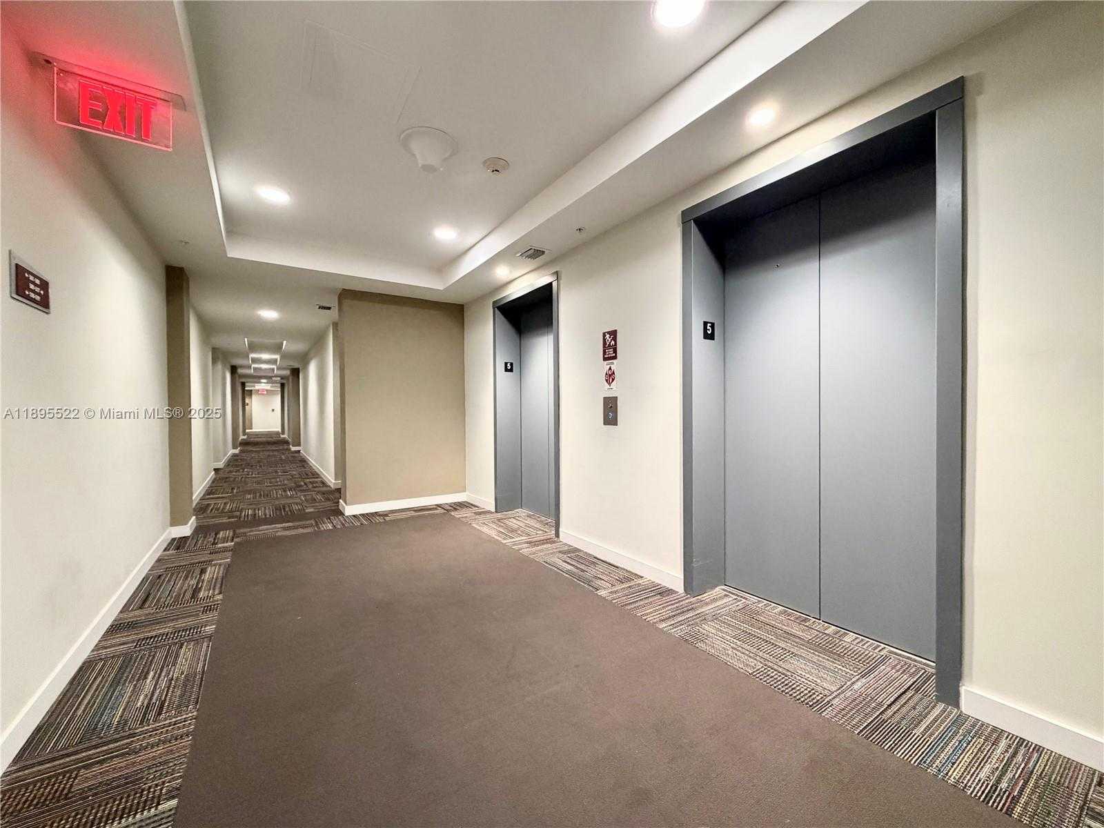 Imagen de Pequeño Objeto