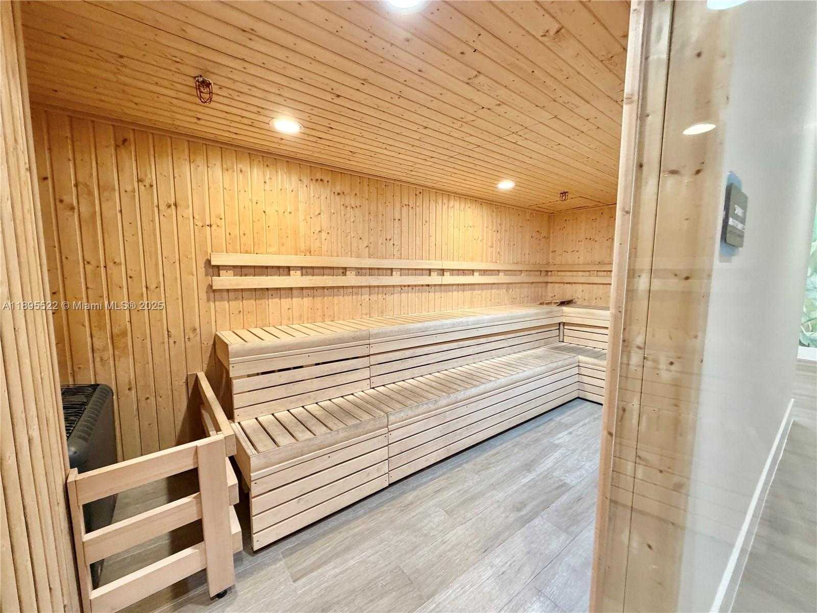 Imagen de Pequeño Objeto