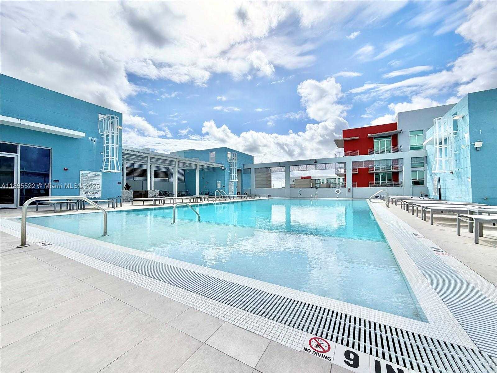 Imagen de Pequeño Objeto