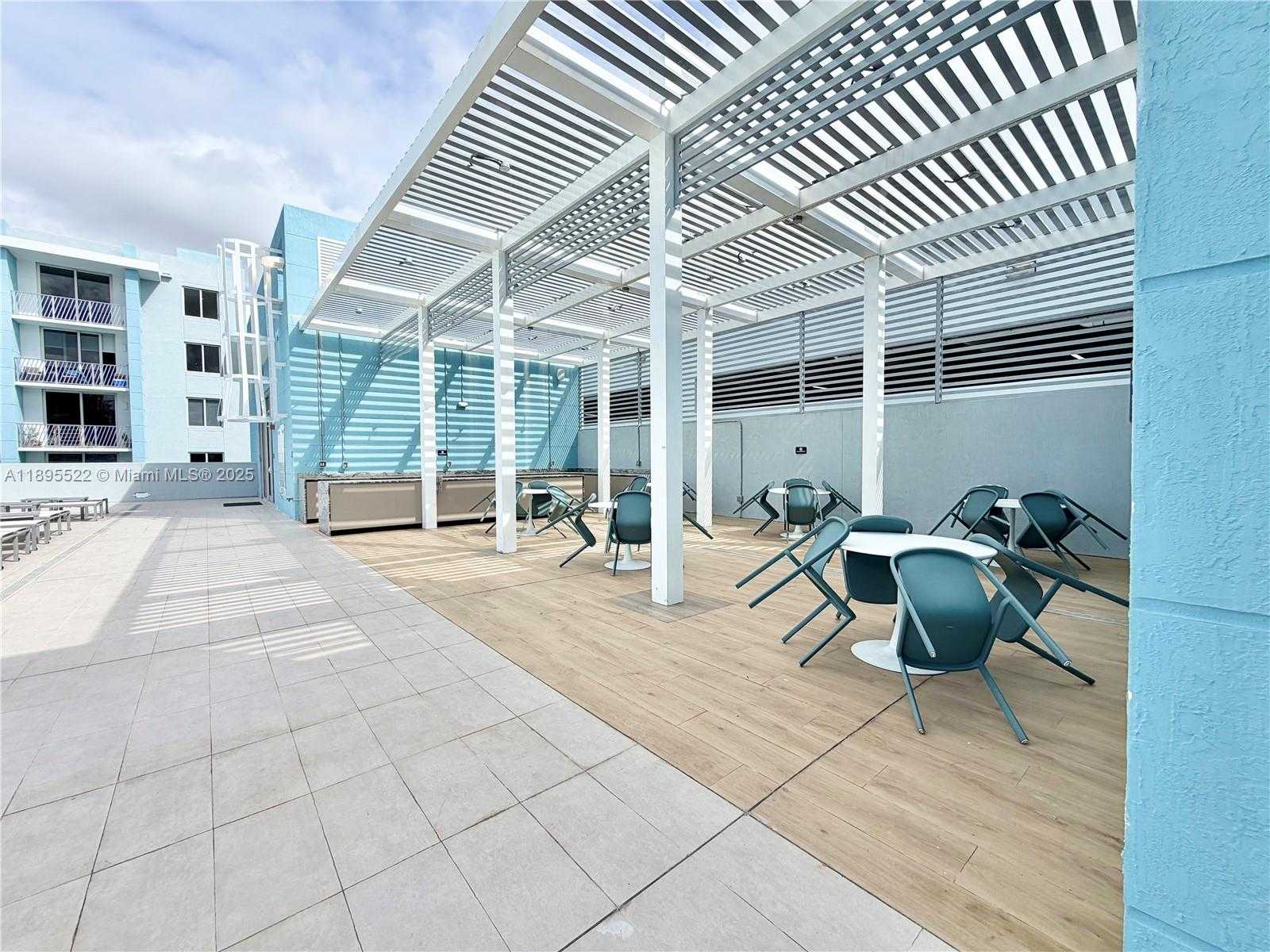 Imagen de Pequeño Objeto