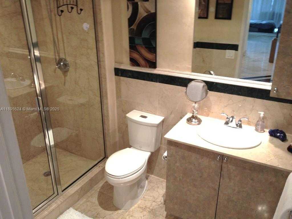 Imagen de Pequeño Objeto
