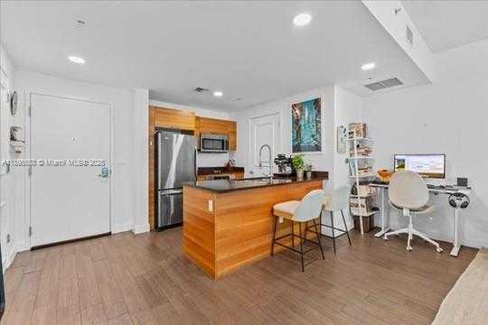 Small Image of 3301 NORTH EAST 1ST AVE #L0202, Miami Number 13