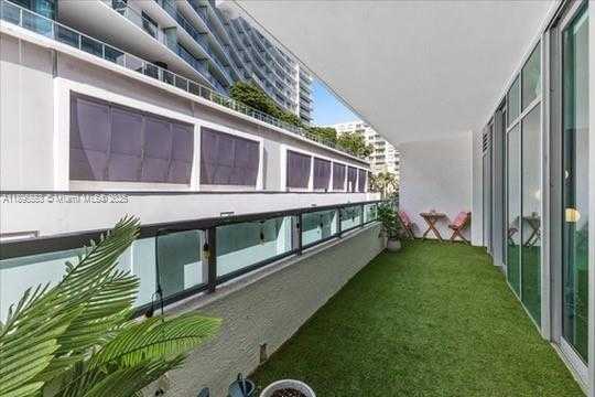 Small Image of 3301 NORTH EAST 1ST AVE #L0202, Miami Number 17