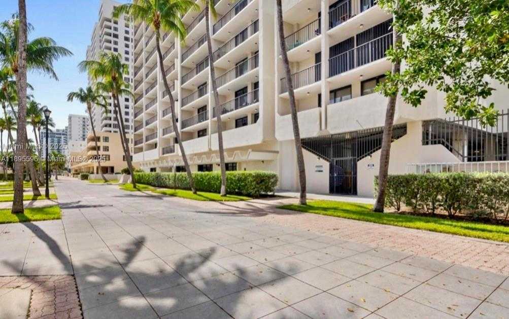 Small Image of 2625 COLLINS AVE #1507, Miami Beach Number 19
