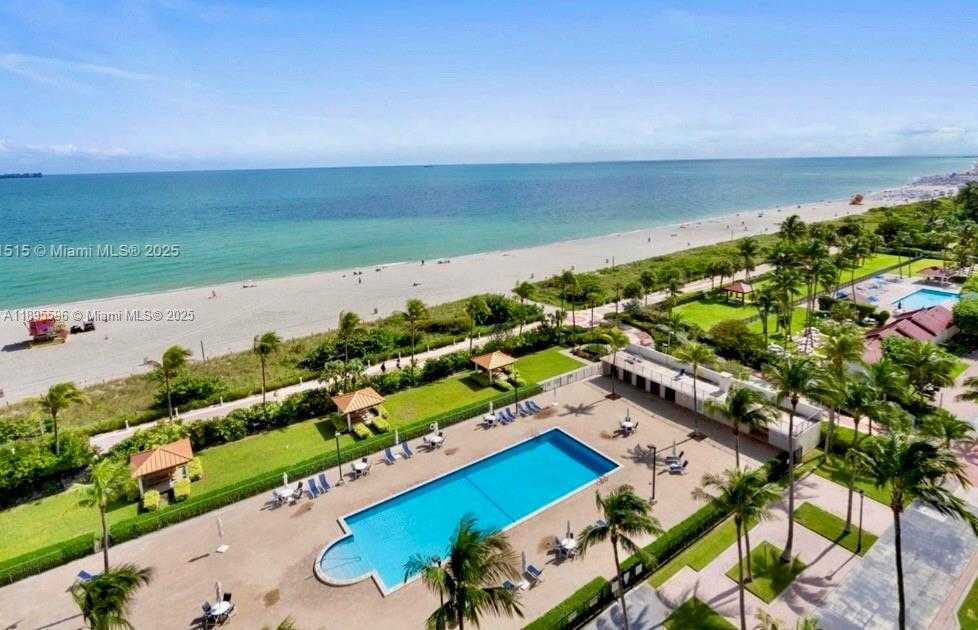 Small Image of 2625 COLLINS AVE #1507, Miami Beach Number 4