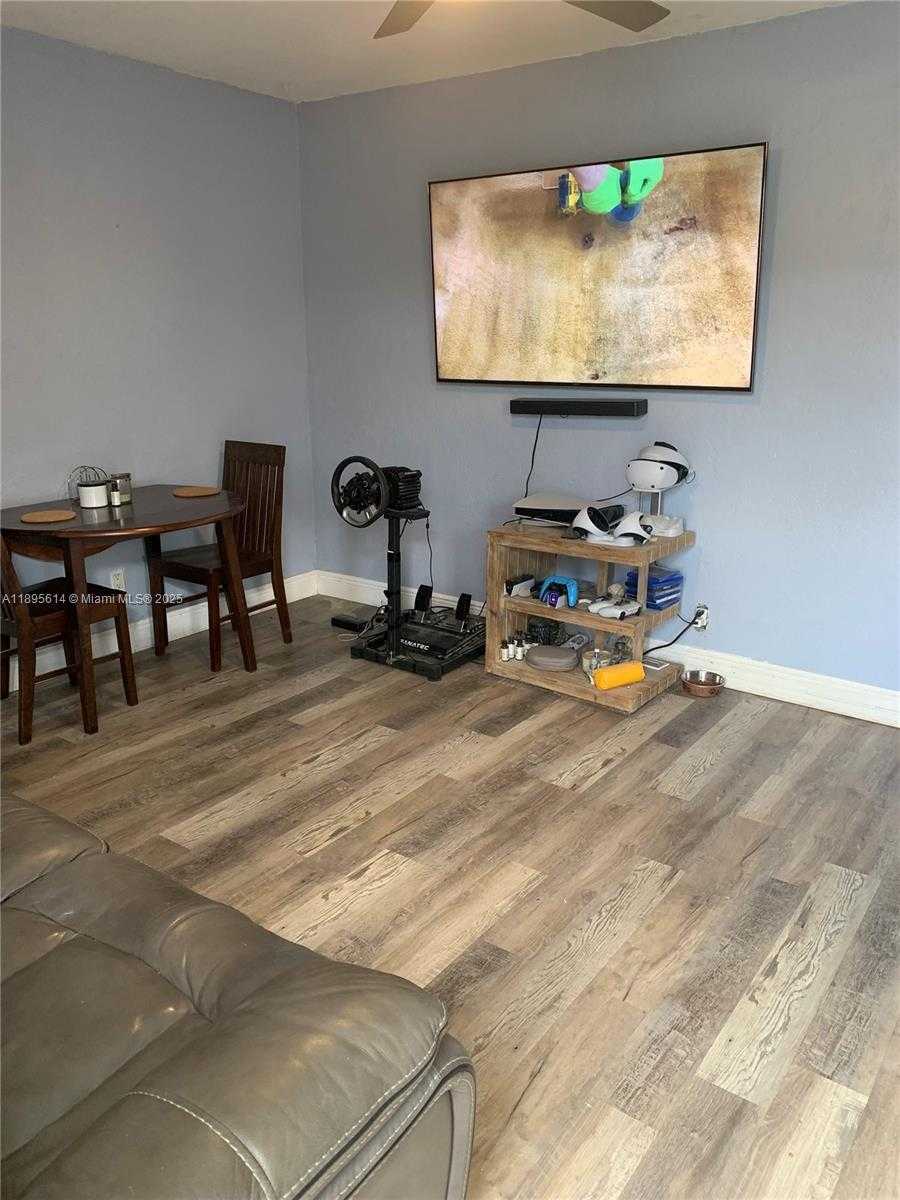 Small Image of 3754 SW 59TH TER #56, Davie Number 6