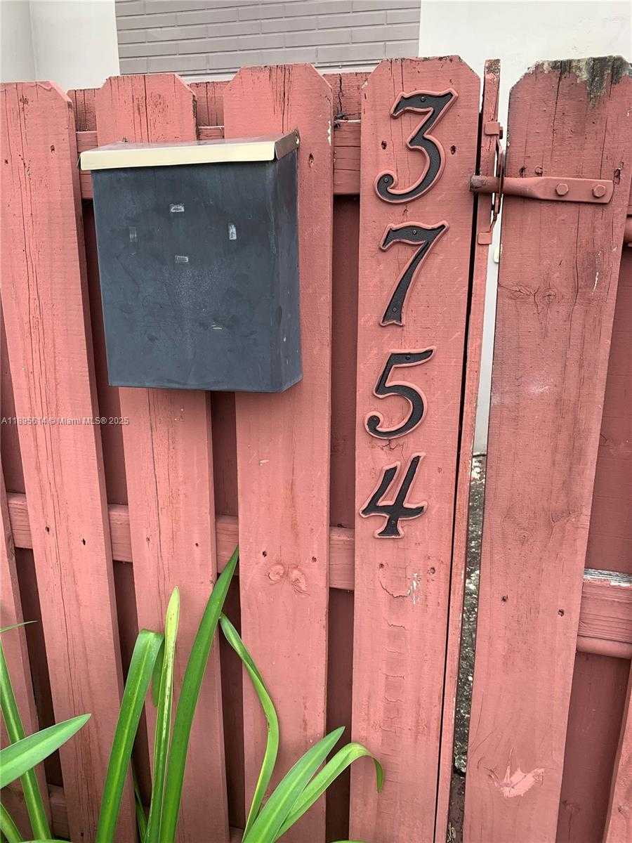 Small Image of 3754 SW 59TH TER #56, Davie Number 7