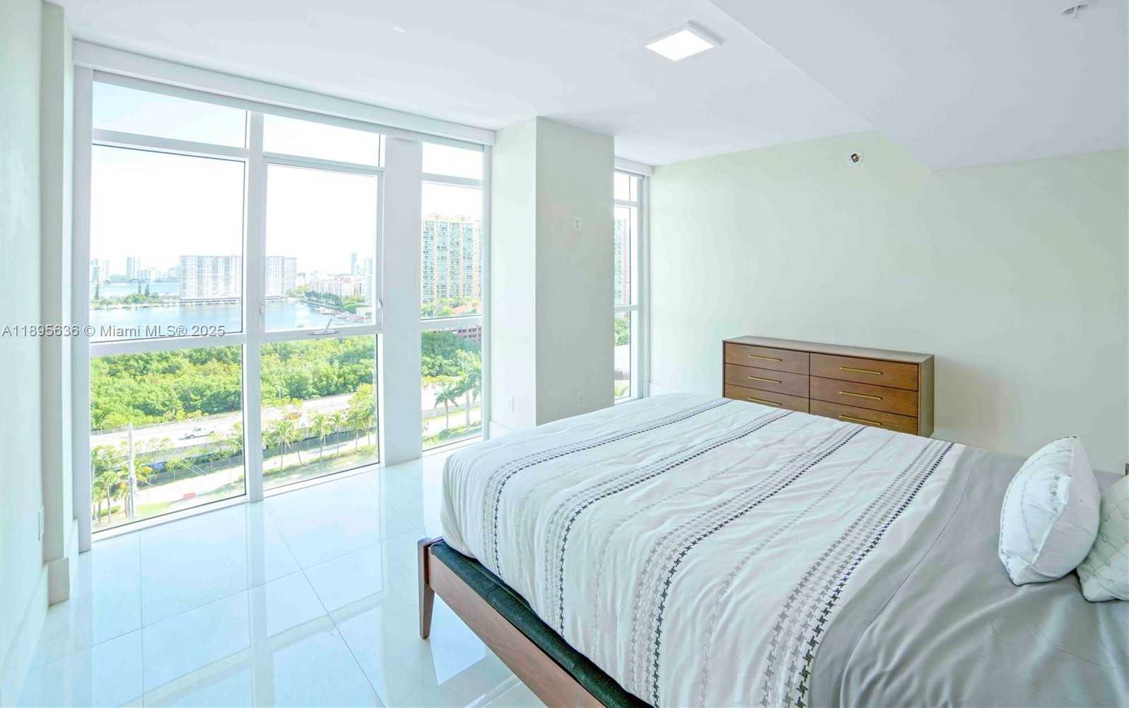 Small Image of 400 SUNNY ISLES BLVD #1408, Sunny Isles Beach Number 21
