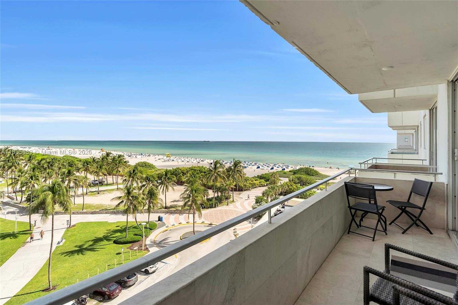 Small Image of 465 OCEAN DR #824, Miami Beach Number 16