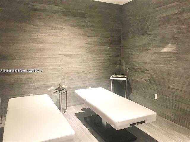Small Image of 45 SOUTH WEST 9TH ST #3009, Miami Number 22