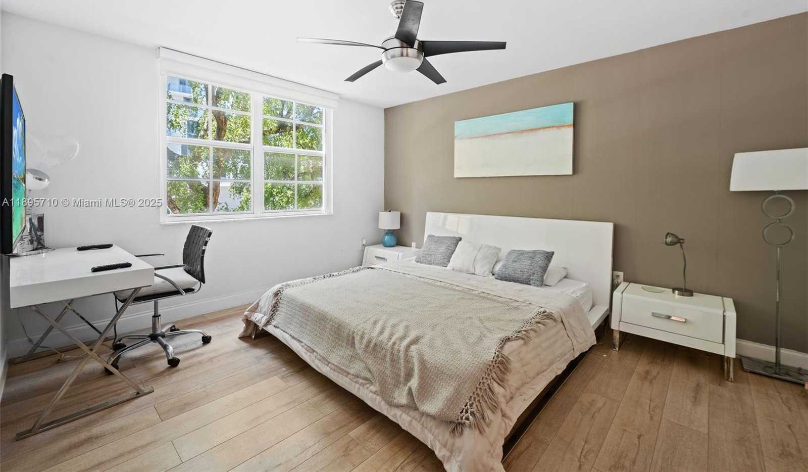 Small Image of 19555 EAST COUNTRY CLUB DR #8308, Aventura Number 16