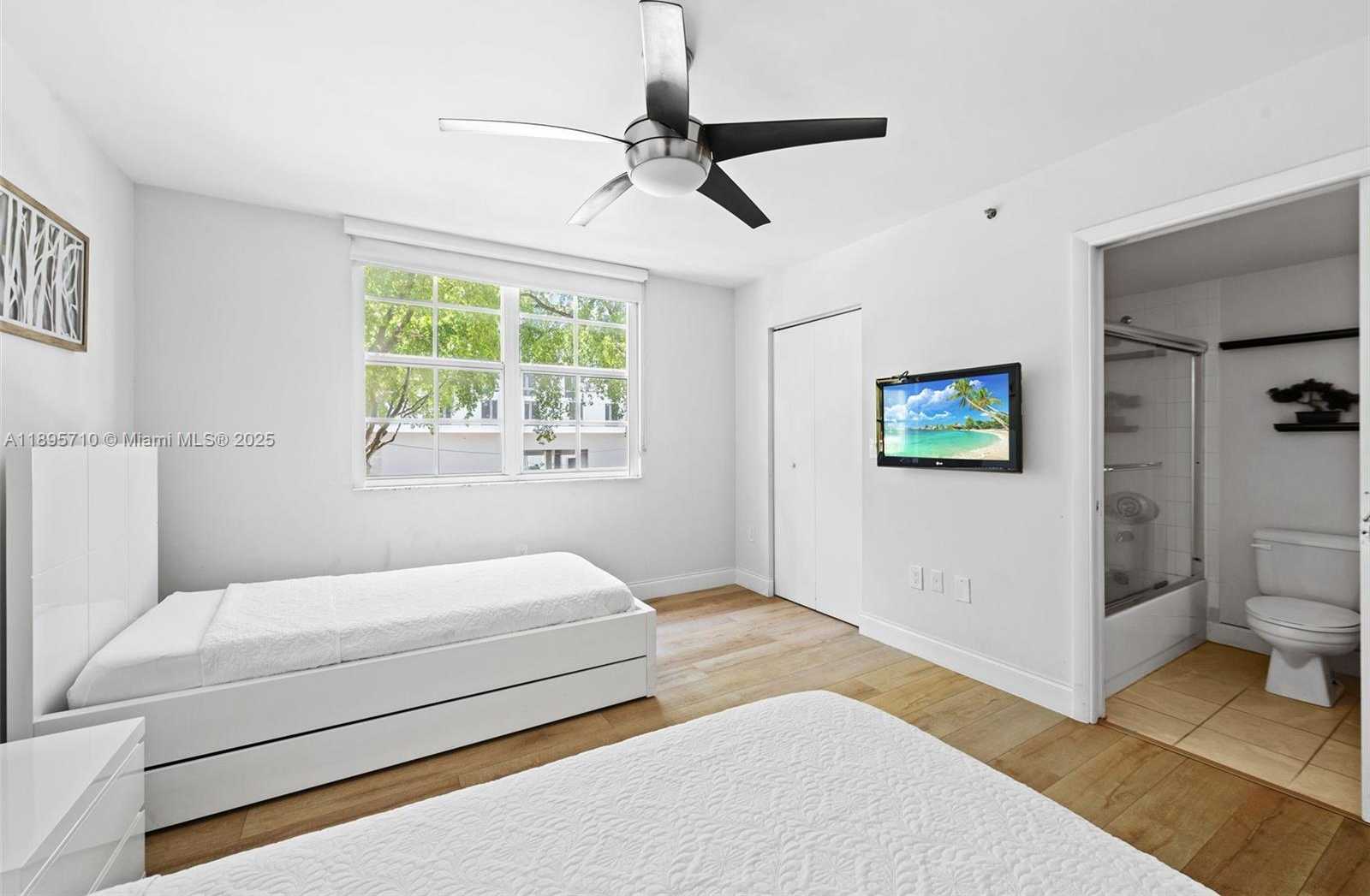 Small Image of 19555 EAST COUNTRY CLUB DR #8308, Aventura Number 22