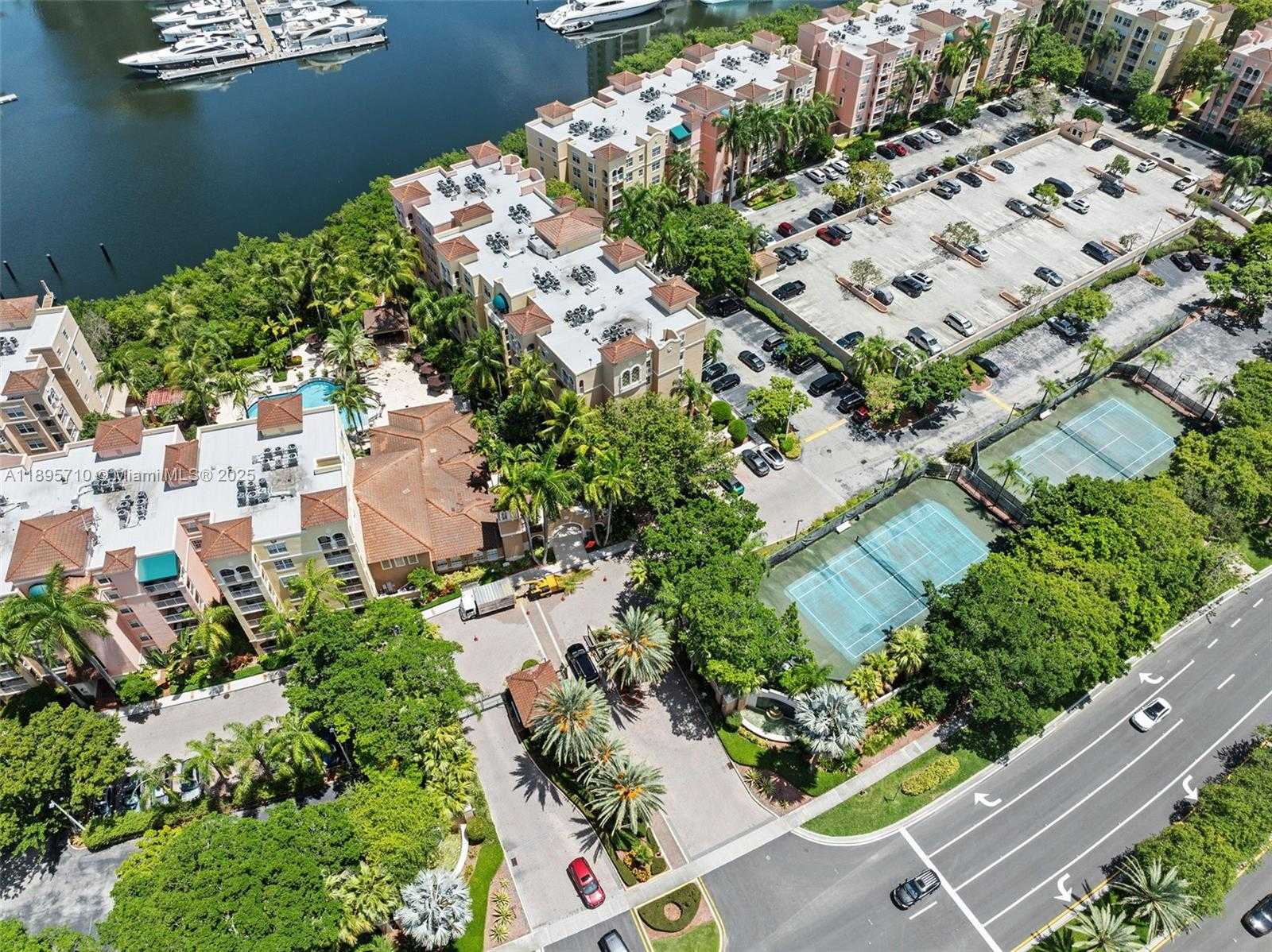 Small Image of 19555 EAST COUNTRY CLUB DR #8308, Aventura Number 37