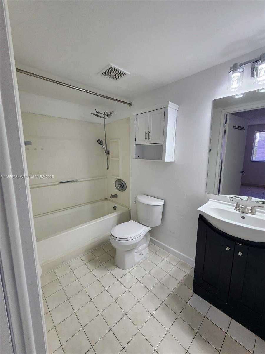 Small Image of 6195 NORTH WEST 186TH ST #309, Hialeah Number 9
