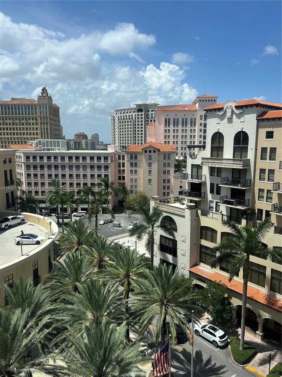 Small Image of 10 ARAGON AVE #814, Coral Gables Number 18