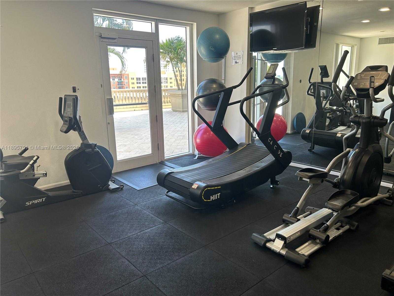 Small Image of 10 ARAGON AVE #814, Coral Gables Number 26