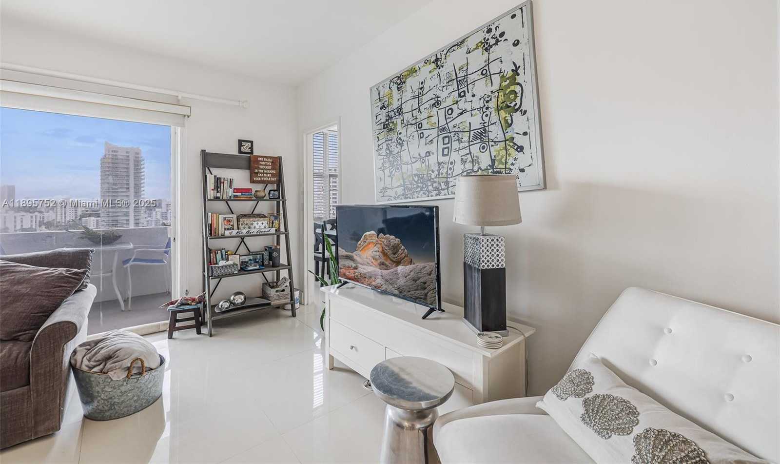 Small Image of 3 ISLAND AVE #14A, Miami Beach Number 10