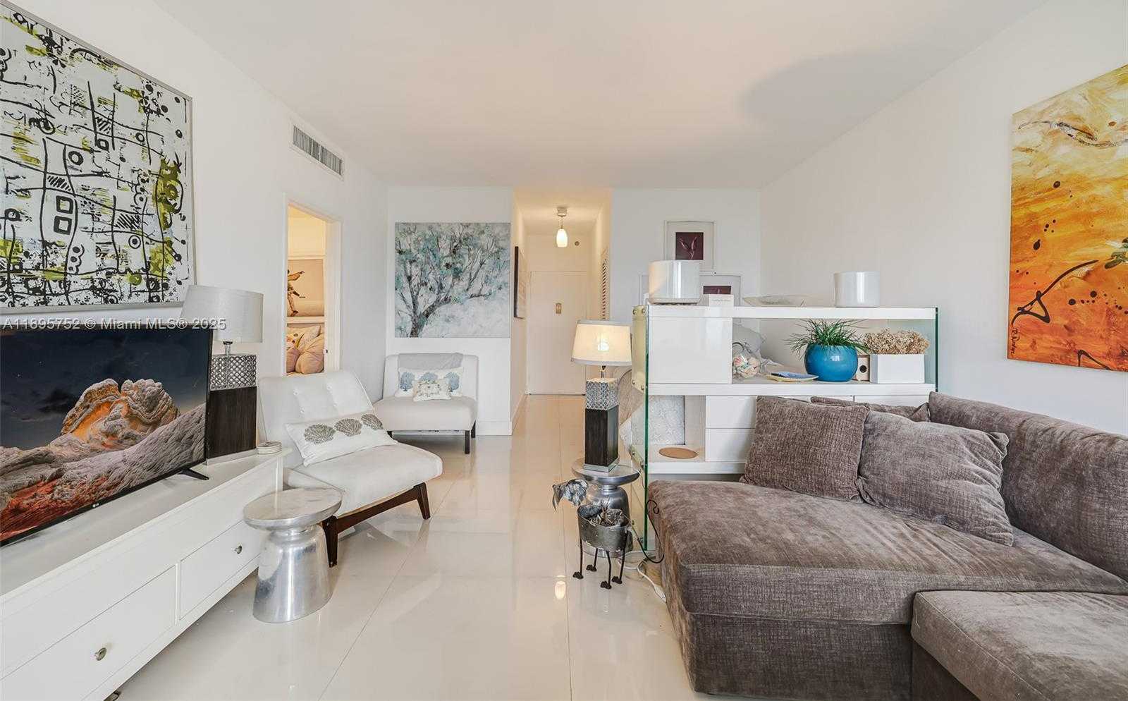 Small Image of 3 ISLAND AVE #14A, Miami Beach Number 12