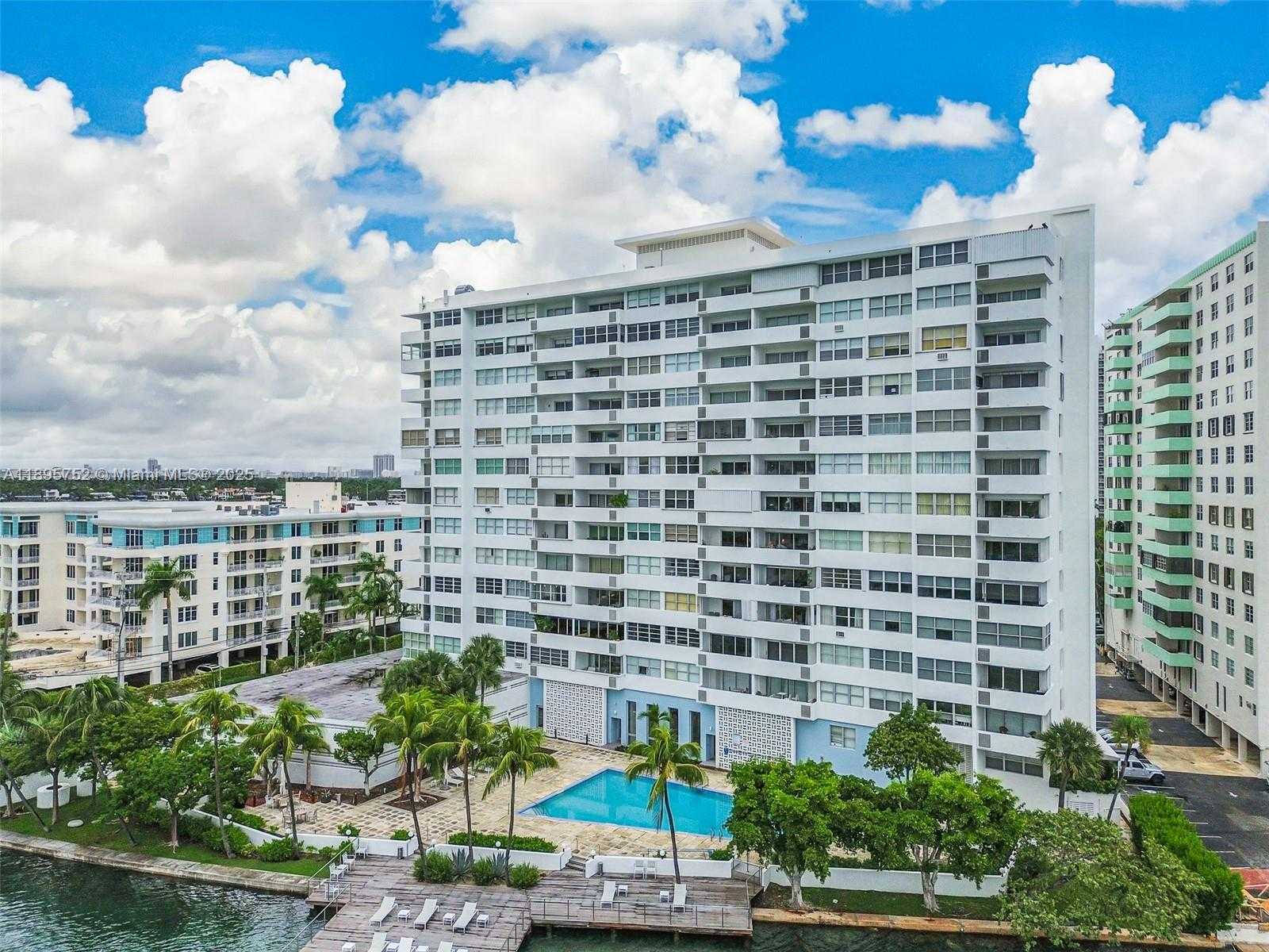 Small Image of 3 ISLAND AVE #14A, Miami Beach Number 34