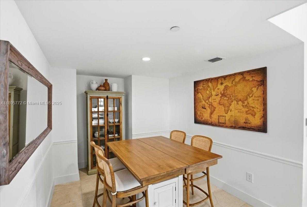 Small Image of 350 SOUTH MIAMI AVE #1205, Miami Number 3