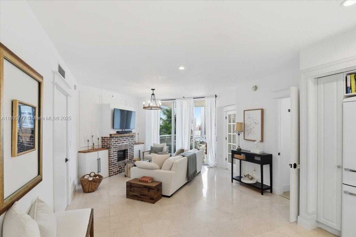 Small Image of 350 SOUTH MIAMI AVE #1205, Miami Number 6