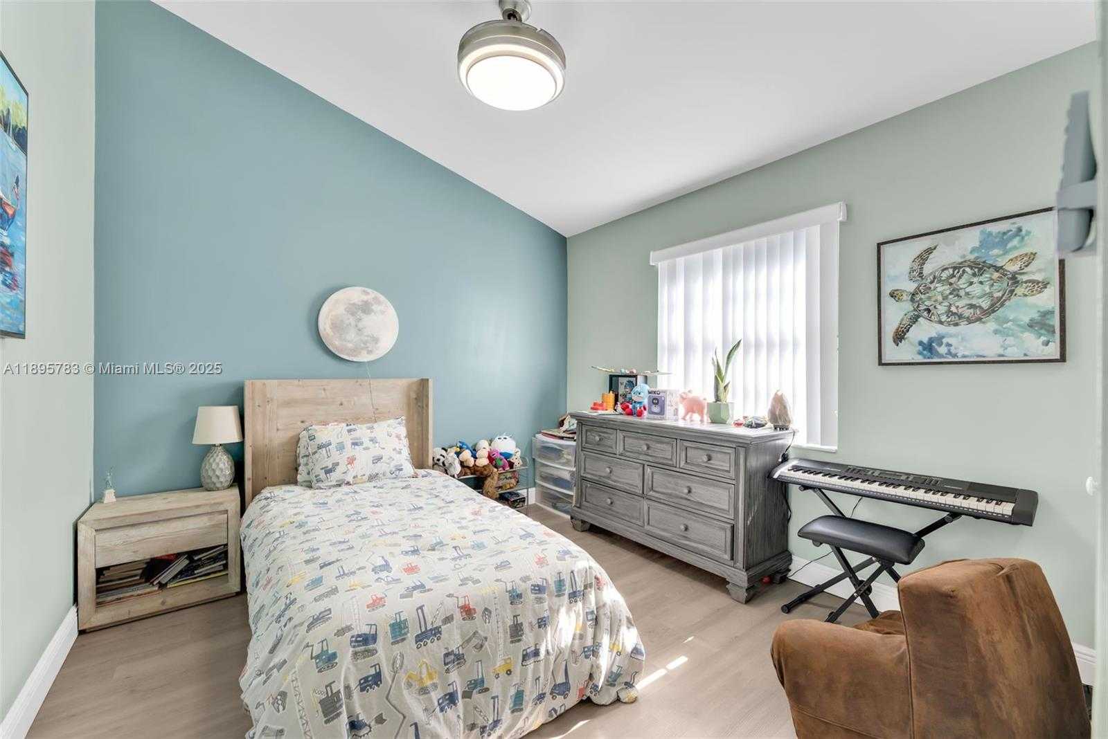 Small Image of 17070 BOCA CLUB BLVD #4, Boca Raton Number 20