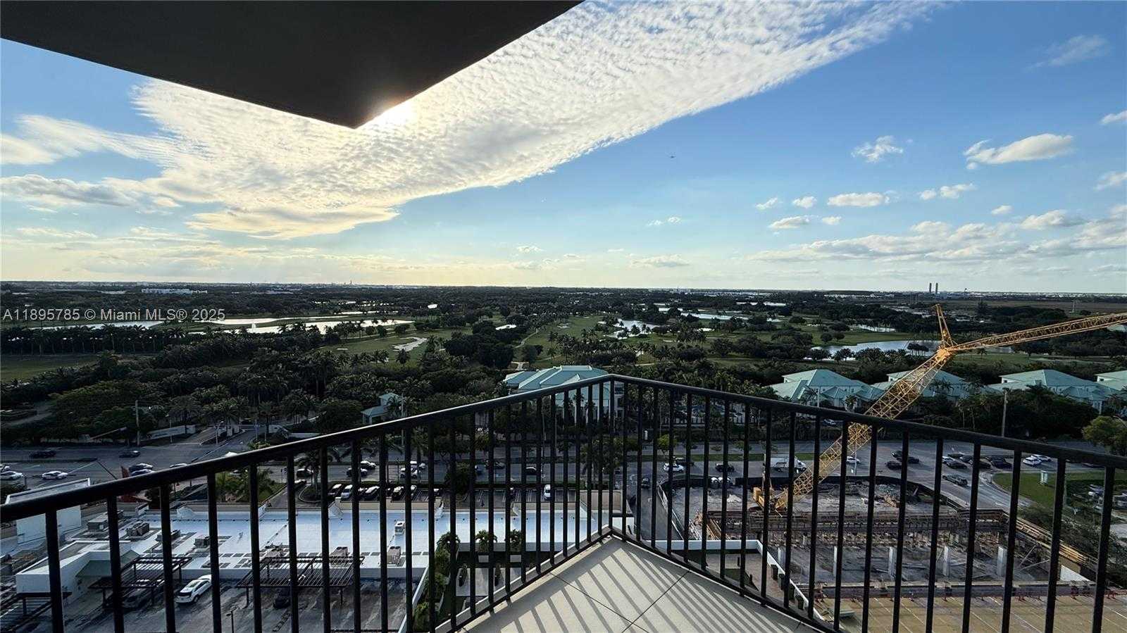 Small Image of 5300 PASEO BLVD #1510, Doral Number 13