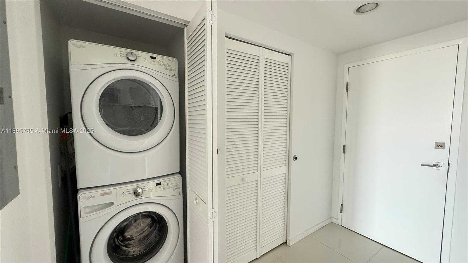 Small Image of 5300 PASEO BLVD #1510, Doral Number 15