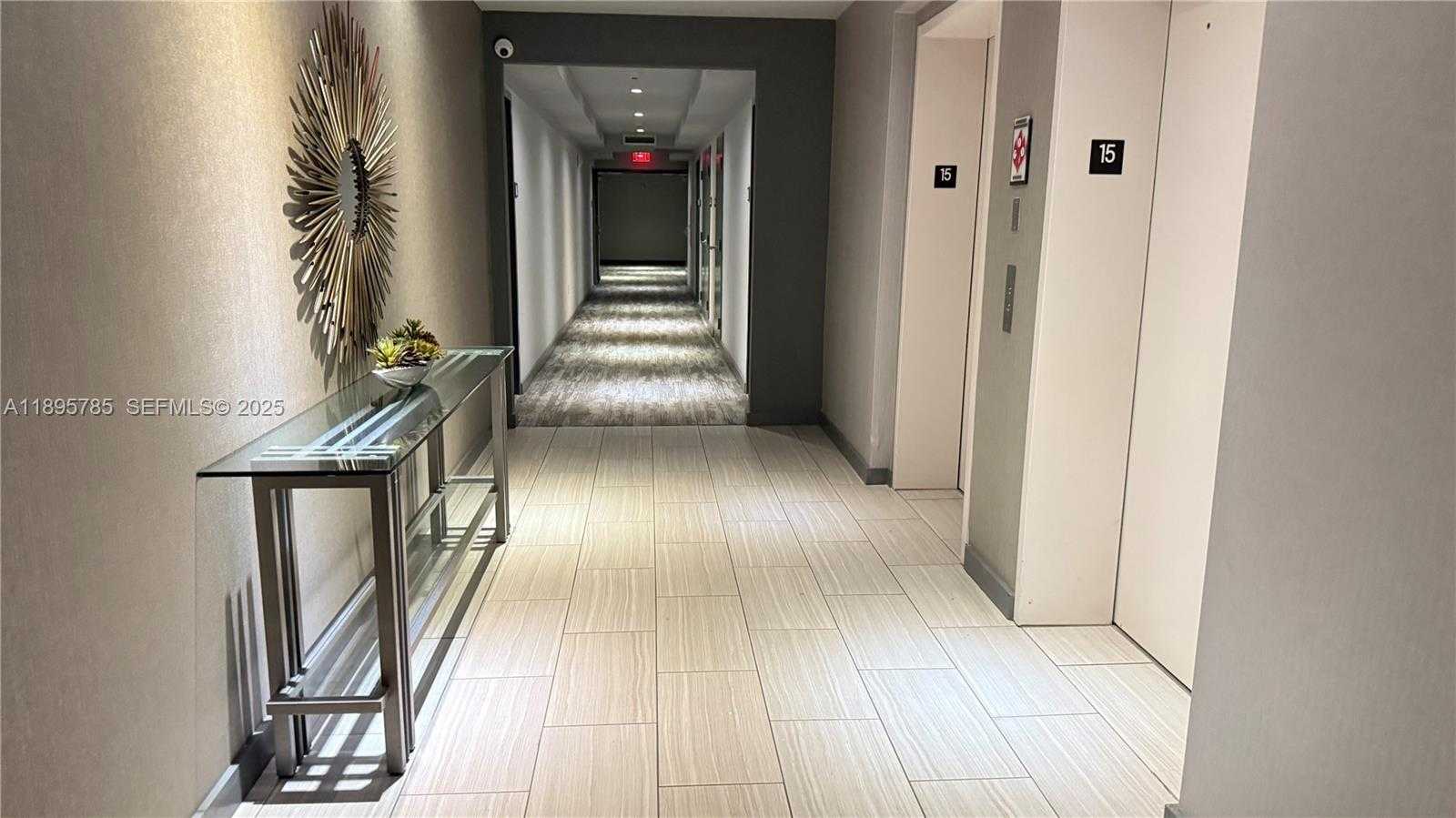 Imagen de Pequeño Objeto