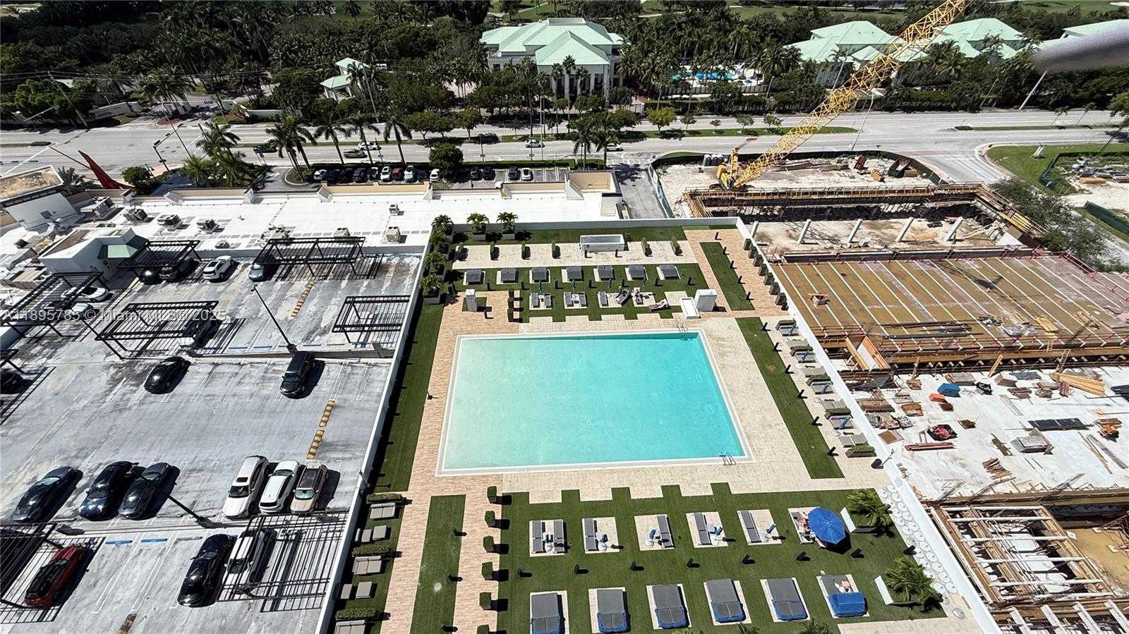 Small Image of 5300 PASEO BLVD #1510, Doral Number 3