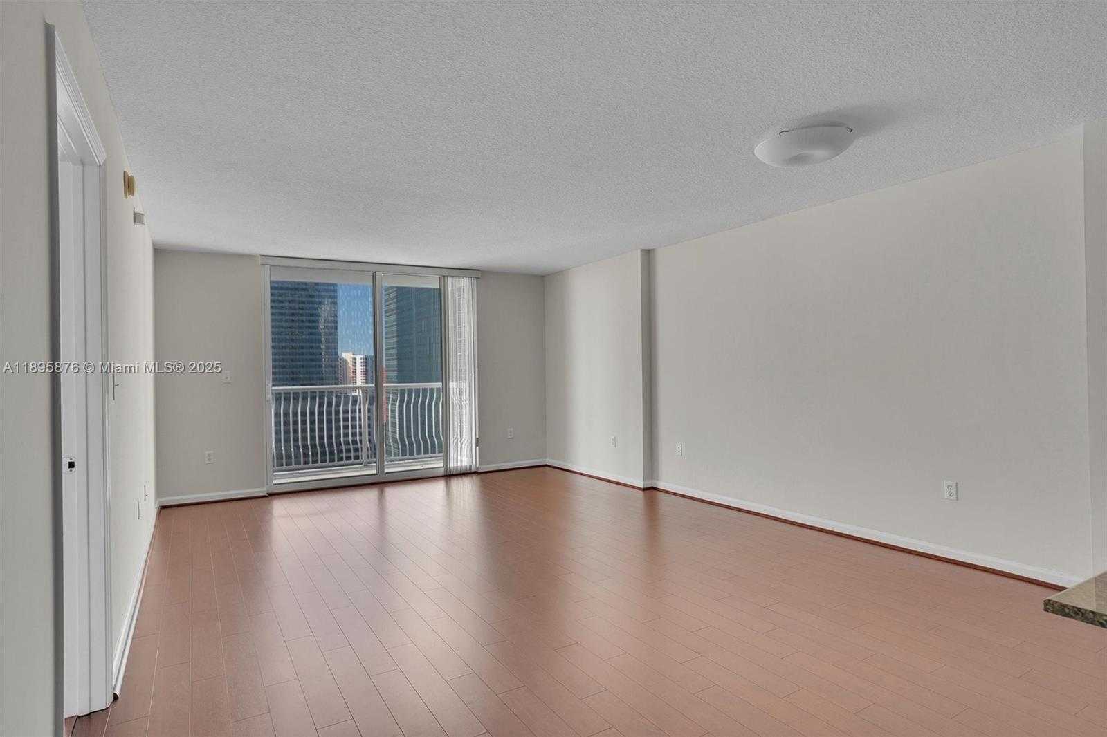 Small Image of 1200 BRICKELL BAY DR #2821, Miami Number 19